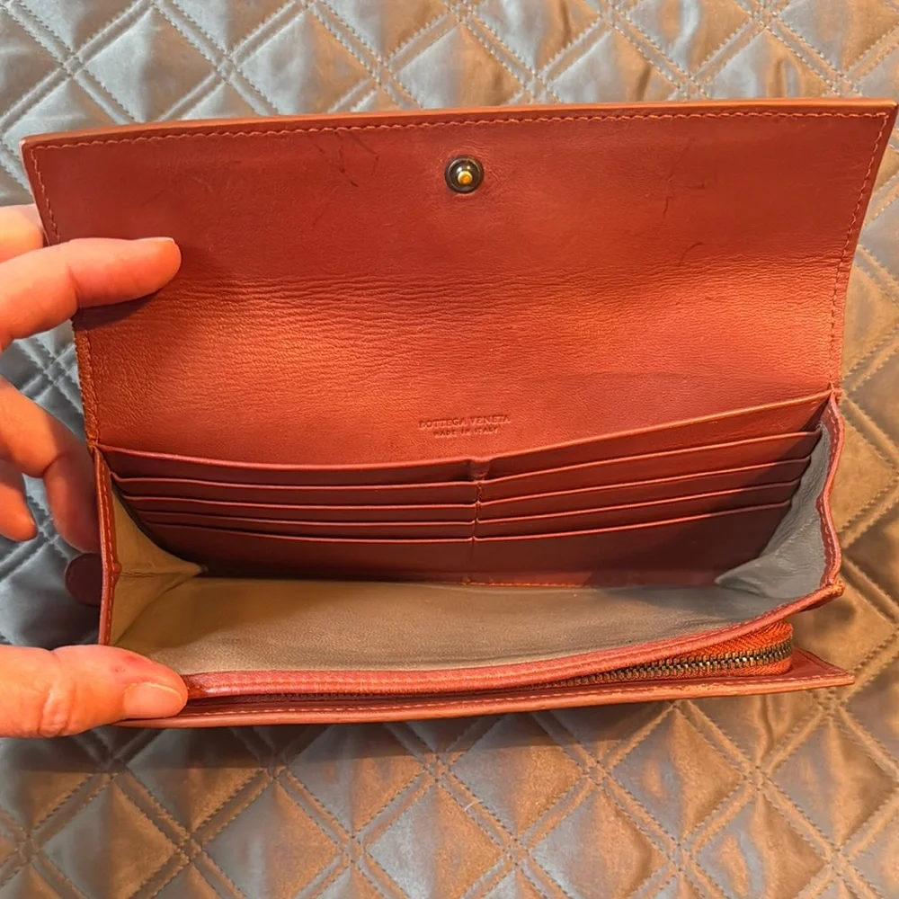 Bottega Veneta Brown Woven Clutch w COA - Picture 7 of 10